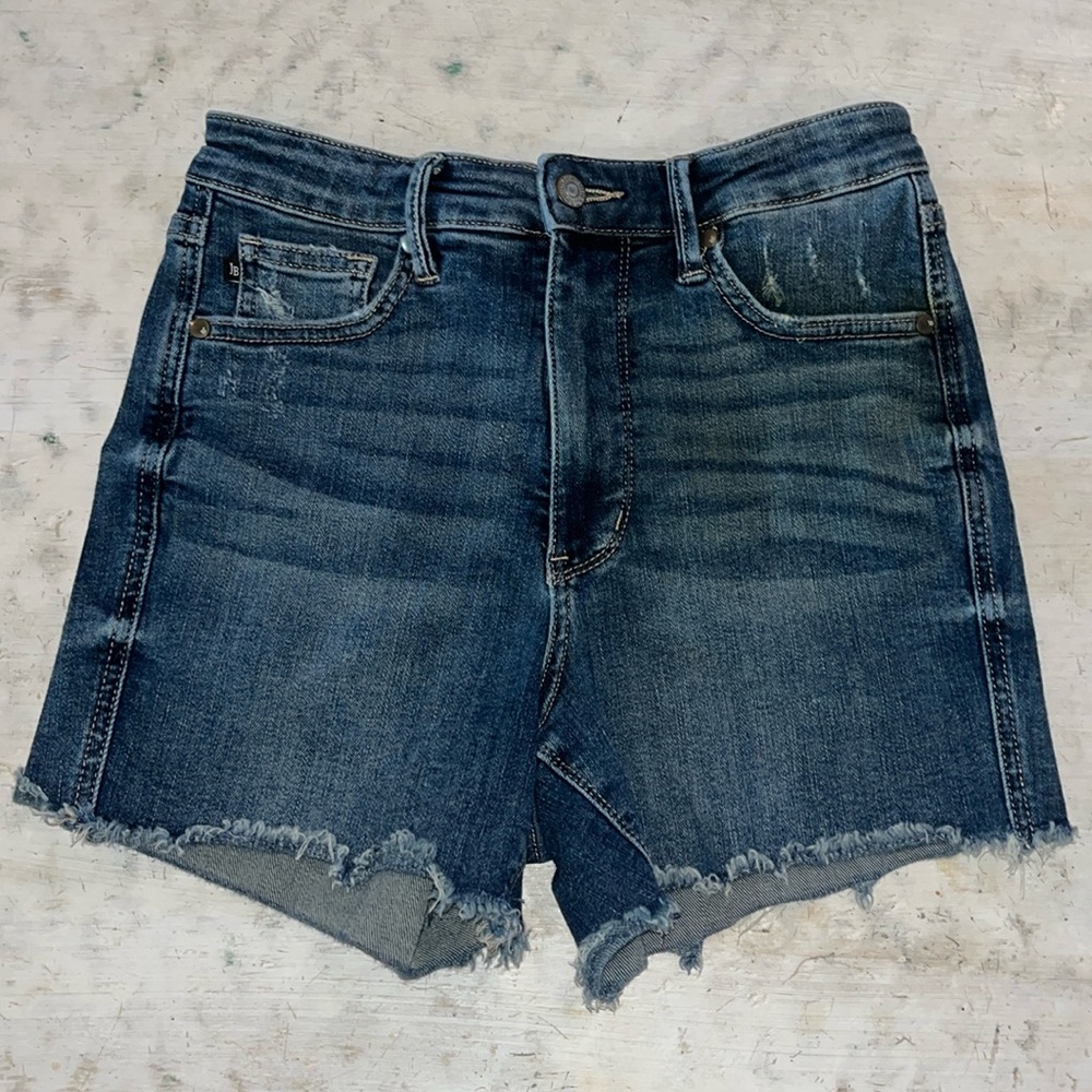 Judy Blue CURVY LILLY TUMMY CONTROL HIGH RISE SHORTS | size medium